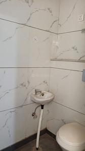Image of 750 Sq.ft 3 BHK Builder Floor for sale in Raja Park Apartment, Shakurpur, New Delhi for Rs. 6500000