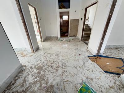 Hall Image of 805 Sq.ft 2 BHK Apartment / Flat for sale in Siddhaye Apartment, Hindmotor Hooghly for Rs. 2254000