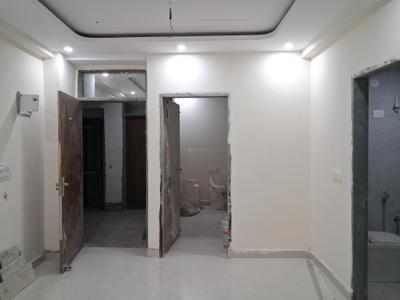Living Room Image of 980 Sq.ft 2 BHK Apartment / Flat for sale in GCM Gomati Apartment, Sector 49 Noida for Rs. 4000000