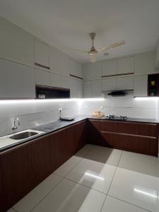 Kitchen Image of 1400 Sq.ft 2 BHK Apartment / Flat for rent in Nadakkave Kozhikode for Rs. 70000
