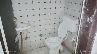 Bathroom Image of 550 Sq.ft 1 BHK Builder Floor for sale in Ambuj City, Nai Basti Dundahera Ghaziabad for Rs. 2000000