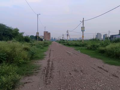 Image of 60 Sq.ft Residential Plot / Land for sale in Rohini Sector 28, New Delhi for Rs. 15500000