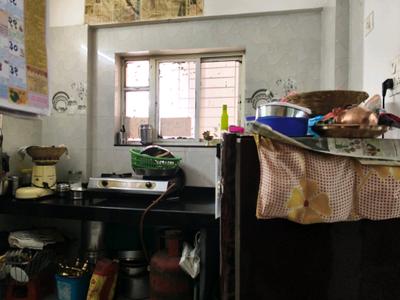 Kitchen Image of 650 Sq.ft 1 BHK Apartment / Flat for rent in Kothrud Pune for Rs. 16000
