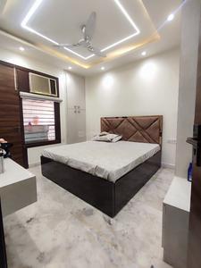 Bedroom Image of 1050 Sq.ft 3.5 BHK Builder Floor for sale in Pitampura New Delhi for Rs. 9000000