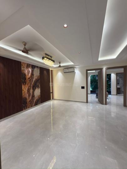 Lion Green Valley Independent Floors Main Image 1