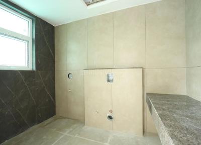 Bathroom Image of 2245 Sq.ft 4 BHK Apartment / Flat for sale in Sushant Golf City Lucknow for Rs. 21000000