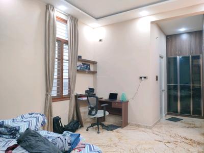 Bedroom Image of 2700 Sq.ft 4 BHK Independent House for sale in Bommanahalli Bengaluru for Rs. 29000000