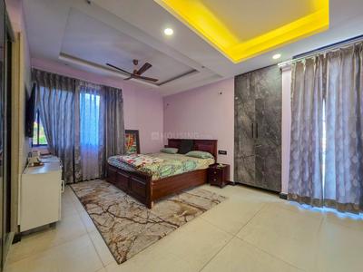 Bedroom Image of 2400 Sq.ft 3 BHK Builder Floor for sale in Kaulagarh Dehradun for Rs. 25000000