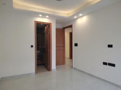 Bedroom Image of 2000 Sq.ft 4 BHK Builder Floor for rent in Freedom Fighters Enclave New Delhi for Rs. 60000