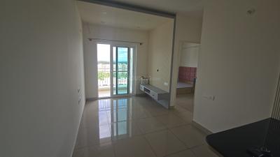 Living Room Image of 630 Sq.ft 1.5 BHK Apartment / Flat for rent in Brigade Kino At Brigade Orchards, Boodihal Bengaluru for Rs. 26000