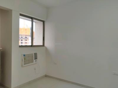 Bedroom Image of 630 Sq.ft 2 BHK Apartment / Flat for sale in Lodha Crown Kolshet Tower 3, Thane West Thane for Rs. 10500000