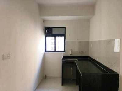 Kitchen Image of 700 Sq.ft 1 BHK Apartment / Flat for rent in Runwal Gardens Phase I, Dombivli East Thane for Rs. 12000