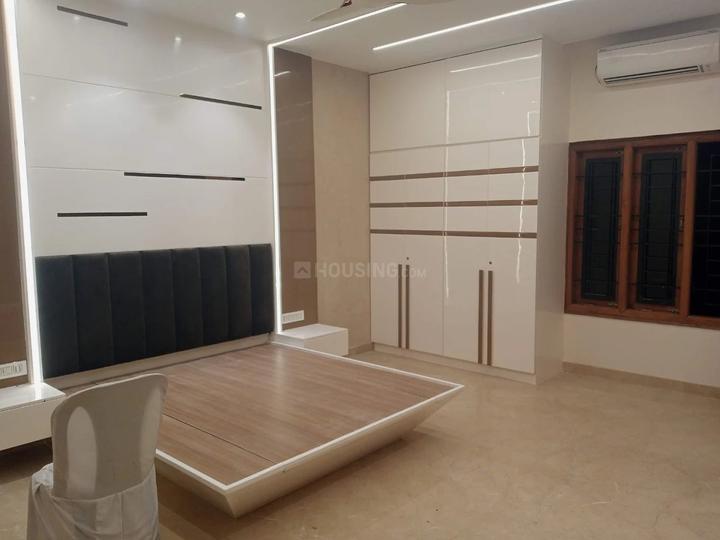 Visalakshi Prakruthi Main Image 1