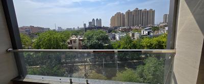 Balcony Image of 1100 Sq.ft 3 BHK Apartment / Flat for sale in Pratap Vihar Ghaziabad for Rs. 8500000