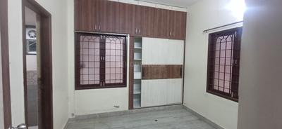 Balcony Image of 1000 Sq.ft 2 BHK Builder Floor for rent in Ekkatuthangal Chennai for Rs. 30000