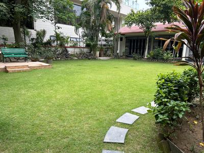 Balcony Image of 4480 Sq.ft 4 BHK Independent House for rent in Ballygunge Kolkata for Rs. 400000