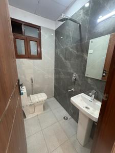 Bathroom Image of 1100 Sq.ft 2 BHK Apartment / Flat for sale in Lal Kuan Ghaziabad for Rs. 4600000