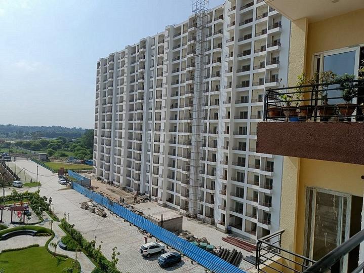1534 Sqft 3 BHK Flat for sale in Okas Residency Shushant Golf City