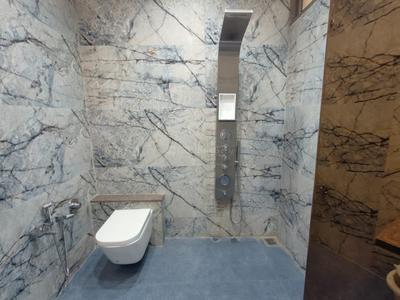 Bathroom Image of 4800 Sq.ft 5 BHK Apartment / Flat for sale in Vastrapur Ahmedabad for Rs. 50000000