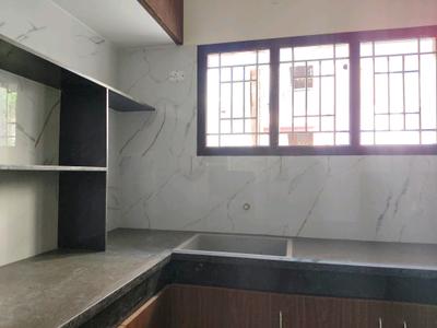 Kitchen Image of 931 Sq.ft 3 BHK Apartment / Flat for sale in Si Mayoora, Anakaputhur Chennai for Rs. 7200000