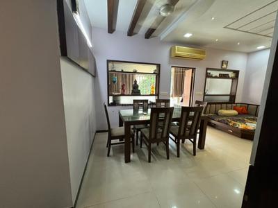 Hall Image of 2500 Sq.ft 3 BHK Apartment / Flat for rent in Bodakdev Ahmedabad for Rs. 75000