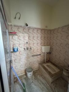 Bathroom Image of 500 Sq.ft 1 RK Builder Floor for rent in Keshav Enclave, Jagatpura Jaipur for Rs. 6000