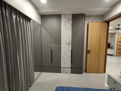 Bedroom Image of 1656 Sq.ft 3 BHK Apartment / Flat for sale in Neelkanth Signature Celestia, Tragad Ahmedabad for Rs. 9700000