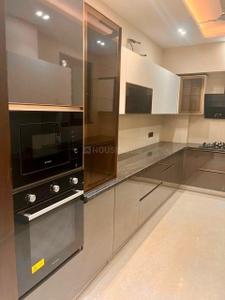 Kitchen Image of 3000 Sq.ft 4 BHK Builder Floor for rent in DLF Phase 4 Gurgaon for Rs. 140000