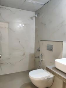 Common Bathroom Image of 650 Sq.ft 1 BHK Apartment / Flat for sale in Eternia At Kalpataru Parkcity, Kolshet Thane for Rs. 10000000