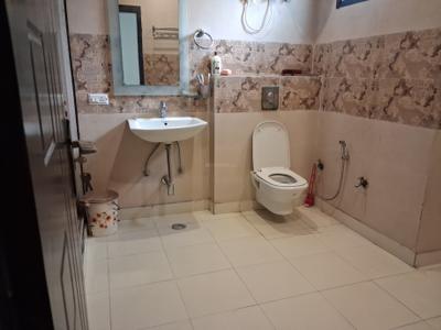 Image of 2800 Sq.ft 4 BHK Builder Floor for sale in Indirapuram, Ghaziabad for Rs. 29000000