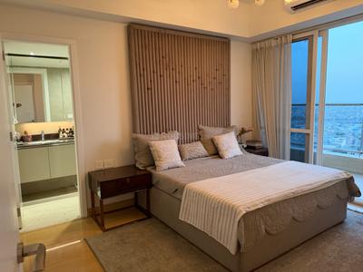 Bedroom Image of 1752 Sq.ft 2 BHK Apartment / Flat for rent in DLF One Midtown, Karampura New Delhi for Rs. 72000