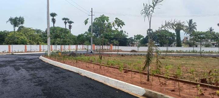 Charan Harbour City Main Image 1