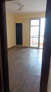Bedroom Image of 1600 Sq.ft 3 BHK Apartment / Flat for rent in Amrapali Empire, Crossings Republik Ghaziabad for Rs. 20000
