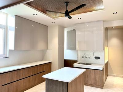 Kitchen Image of 5600 Sq.ft 5 BHK Villa for sale in Jaypee Kingswood Oriental, Sector 128 Noida for Rs. 90000000