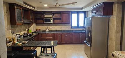 Kitchen Image of 7100 Sq.ft 4.5 BHK Apartment / Flat for sale in Ambience Caitriona, DLF Phase 3 Gurgaon for Rs. 190000000