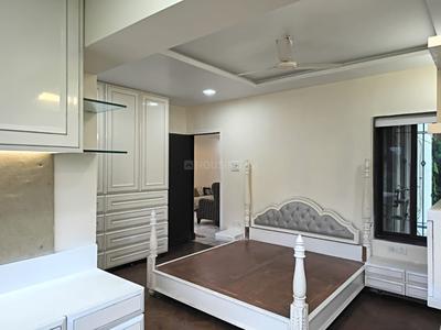 Bedroom Image of 2000 Sq.ft 3 BHK Apartment / Flat for rent in Neelam Apartment, Pali Hill Mumbai for Rs. 370000