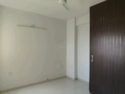 Bedroom Image of 2050 Sq.ft 3 BHK Apartment / Flat for rent in Unitech Escape, Sector 50 Gurgaon for Rs. 60000