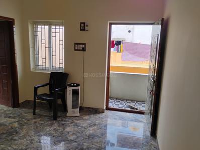 Hall Image of 500 Sq.ft 2 BHK Apartment / Flat for rent in Karungalpalayam Erode for Rs. 7500