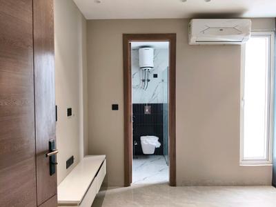Bedroom Image of 4123 Sq.ft 4 BHK Apartment / Flat for sale in Bestech Park View Grand Spa, Sector 81 Gurgaon for Rs. 54000000