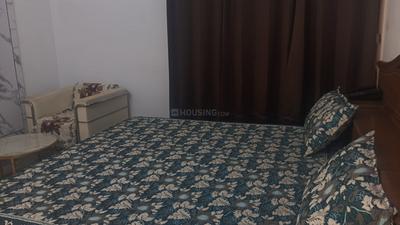 Bedroom Image of 1800 Sq.ft 3 BHK Builder Floor for rent in Janakpuri New Delhi for Rs. 52000