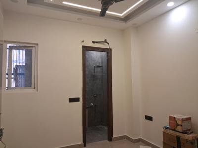 Bedroom Image of 1350 Sq.ft 3 BHK Builder Floor for sale in Paschim Vihar New Delhi for Rs. 28500000