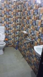 Bathroom Image of 1000 Sq.ft 2 BHK Independent House for rent in Mahabhairab Tezpur for Rs. 10000
