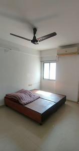 Bedroom Image of 1050 Sq.ft 2 BHK Apartment / Flat for rent in Memnagar Ahmedabad for Rs. 30000