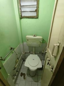 Bathroom Image of 1220 Sq.ft 3 BHK Independent House for rent in Subhanpura Vadodara for Rs. 12500