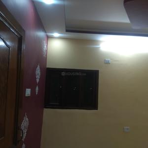 Bedroom Image of 669 Sq.ft 3 BHK Builder Floor for rent in Shakti Nagar New Delhi for Rs. 15000
