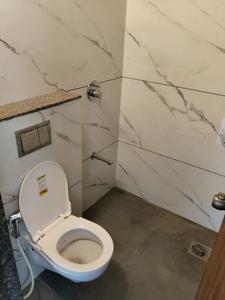Common Bathroom Image of 2050 Sq.ft 3 BHK Apartment / Flat for rent in Kautilya One 54, Chandkheda Ahmedabad for Rs. 25000