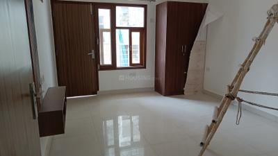 Bedroom Image of 1350 Sq.ft 2.5 BHK Builder Floor for rent in Sector 23 Dwarka New Delhi for Rs. 37000