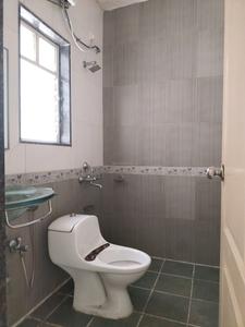 Common Bathroom One Image of 2500 Sq.ft 3.5 BHK Independent House for rent in Venkatesh Flora, Mundhwa Pune for Rs. 50000