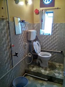 Bathroom Image of 360 Sq.ft 1 BHK Apartment / Flat for rent in Nagerbazar Kolkata for Rs. 9000