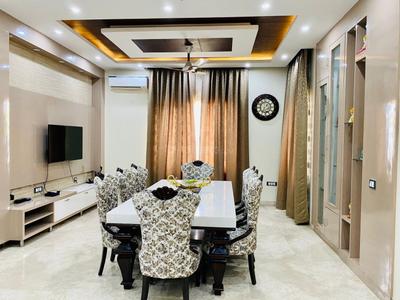 Living Room Image of 10000 Sq.ft 12 BHK Villa for sale in Surajkund Faridabad for Rs. 135000000